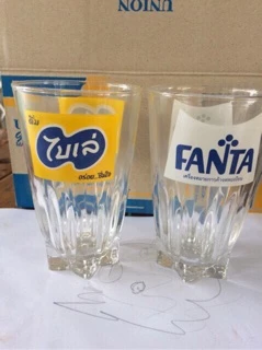 แก้วก้นจีบ 1set มี 6ใบ คละลายค่ะ
