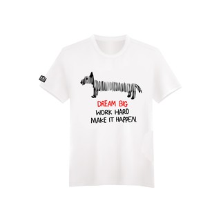 เสื้อยืด cotton 100%  สกรีนลายหมาตัวยาว DREAM BIG