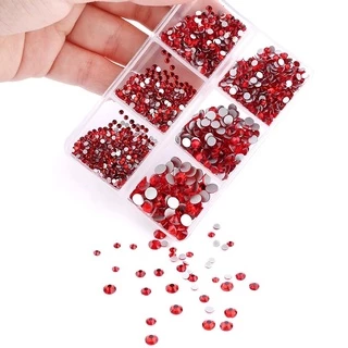 พลอยเทียม แก้วคริสตัล หลายขนาด สําหรับตกแต่งเล็บ DIY 1560 ชิ้น ต่อกล่อง