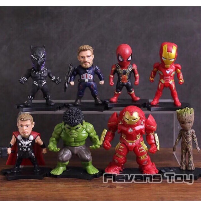 Avengers 8 ตัว โมเดล
