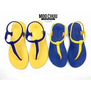 Moochuu : MC 04 sandal (พื้นเหลืองสายน้ำเงิน)