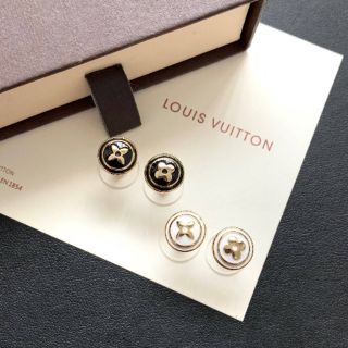 ต่างหู LV ทรงกลม Size Mini