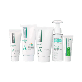 Smooth E เซ็ตรักษาและป้องกันฝ้า 5 Steps ครบวงจร Anti-Melasma Solution Complete set ครบจบด้วยเซ็ตเดียว ทั้งกลางวันและกลางคืน ทำความสะอาด พร้อมบำรุง สมูทอี