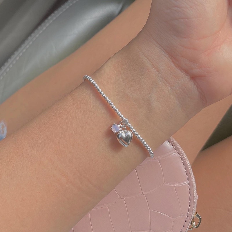 SissyJewelry // ข้อมือเงินแท้ รุ่นเอ็นยืด ประดับจี้ห้วใจเงิน Clear heart และพลอย stretch beaded bracelet Free gift box