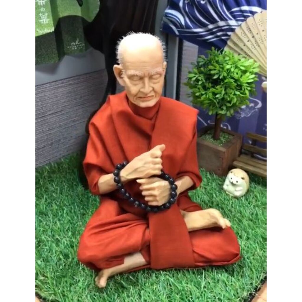 สมเด็จโต วัดระฆัง หน้าตัก 5 นิ้ว หุ่นขี้ผึ้ง สูง7นิ้ว