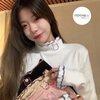 เสื้อแขนยาว แต่งระบาย 💕คอกับแขน ตรงคอปักกระต่าย🐰มี 4 โทนสี🥰
