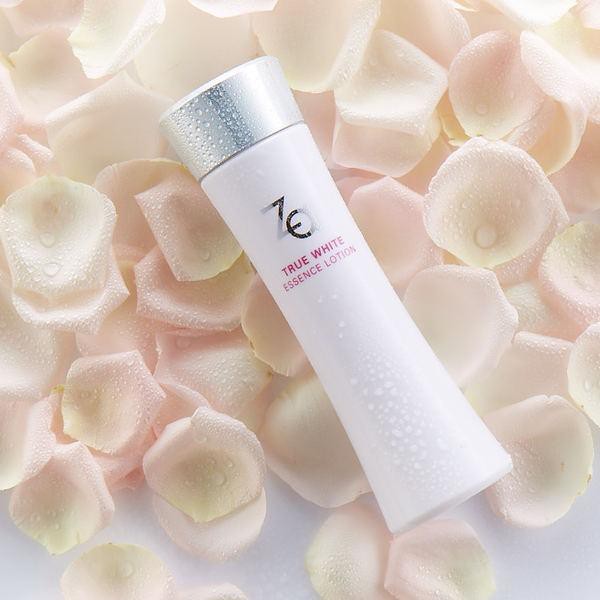 Za TRUE WHITE EX ESSENCE LOTION n 150 ml