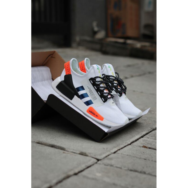 ADIDAS SOLAR HU NMD ลมแห่งชาติฟิลิปปินส์ BB9527 ...