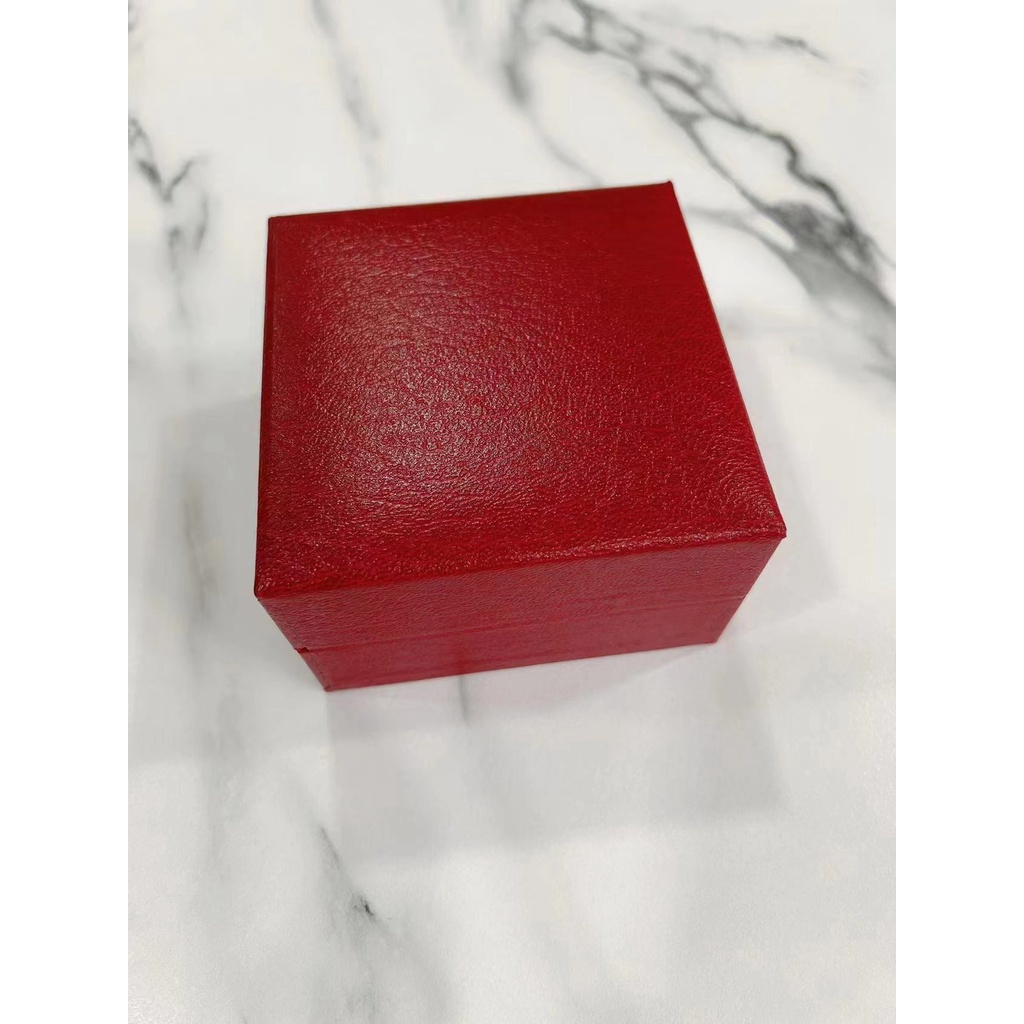 *พร้อมส่ง*กล่องนาฬิกา กล่องใส่นาฬิกา สีแดง Watch Box กล่องของขวัญ