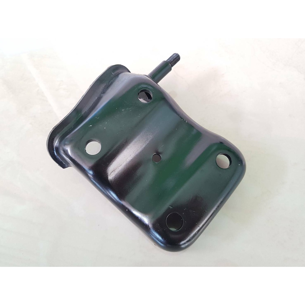 แป้นรองแหนบ(แป้นโช็คอัพ) ISUZU ALL NEW D-MAX 4WD , D-MAX 1.9 ข้างRH(ขวา) อันละ400บาท