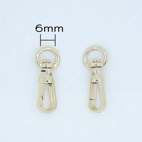 ปลีก/ส่ง(4ชิ้น) คอหมาหยดน้ำหล้อง ฐานกลม 0.6ซม. 4ชิ้น งานซิ้ง ชุบเกรดA ไม่ลอก ไม่ดำ (HK7152)