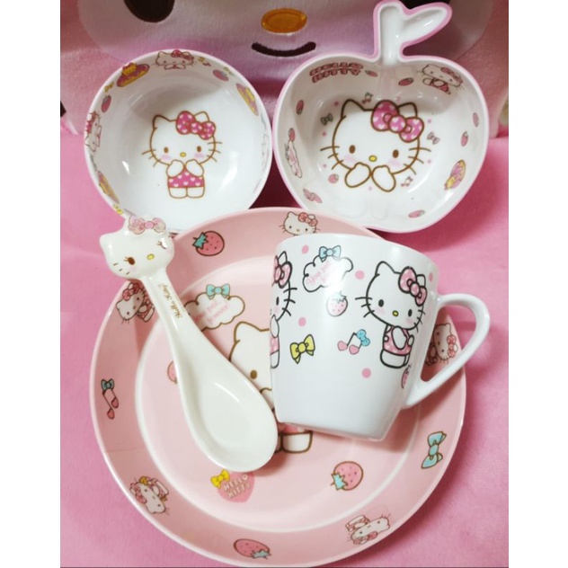 ชุดจาน ชาม ถ้วย ช้อน ลาย Hello Kitty Melody ของใช้บนโต๊ะอาหาร