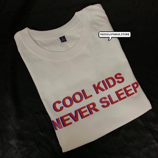 "Never Sleep" เสื้อยืดสกรีน สวมใส่สบาย