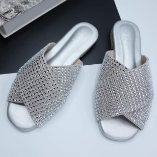 ซินสตูดิโอ : ZYN STUDIO KATE SANDALS SILVER