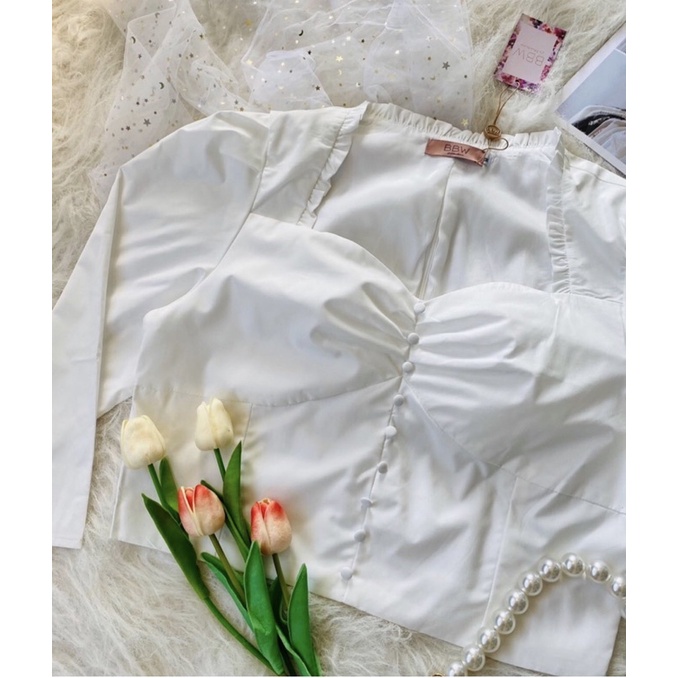 ส่งต่อเสื้อครอกแบรนด์ bbwshop สีขาว new in pack