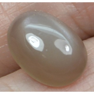 มูนสโตน (Moonstone) 3.90 กะรัตสีเทาสวย (9006)