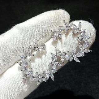 (พร้อมส่งค่ะ) T&amp;Co diamond earring ต่างหูลายวงใบไม้ CZ ทรงมาคีส์