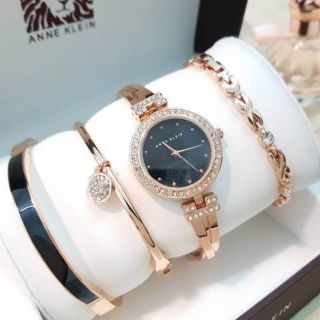 💰 ราคาเรือนละ 950 ค่ะ💰

💕 ANNE KLEIN 💕 พร้อมกล่องแบรนด์สุดหรู
- นาฬิกาสายเลส พร้อมกำไล
- ขนาดหน้าปัด 30 mm