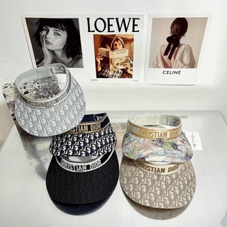 เข้าใหม่ค่าาา หมวกคริสเตียนดิออร์
