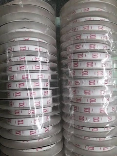 ป้ายพิมพ์ sizeพิมพ์ เบอร์1-20 พื้นขาวตัวหนังสือแดง รีดได้ไม่ละลายติดเตารีด