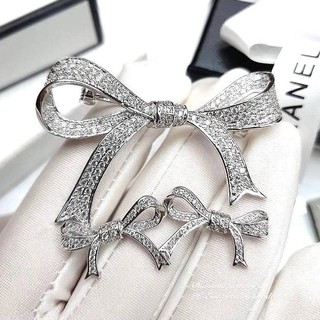 Chanel Brooch  &amp; Earring เข็มกลัดและต่างหูเพชรชาแนล งานเพชร CZ แท้ค่ะ งานน่าร๊ากกก ดูดี  งานสวยมาก