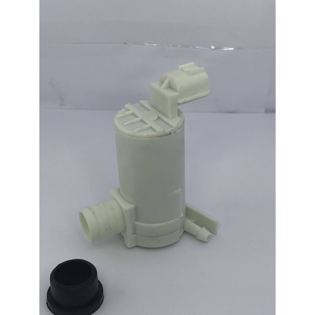 มอเตอร์ฉีดน้ำฝน 24V สำหรับรถบรรทุก Isuzu NLR , NQR , FXZ 360 **ควรจะต้องเทียบปลั๊ก และทิศทางน้ำเข้า/ออก ก่อนกดสั่งครับ