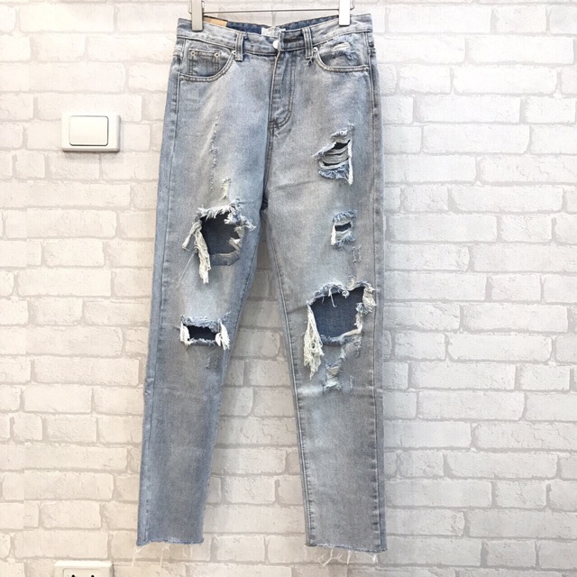 กางเกงยีนส์ 390 บาท