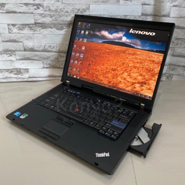 Lenovo ThinkPad R500 core 2 Duo จอ 15.4 นิ้ว โน๊ตบุ๊คมือสอง พร้อมใช้งาน