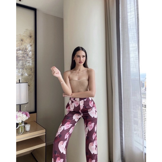 Lucia trousers จาก punchitaใหม่มาก ❌ขายแล้ว