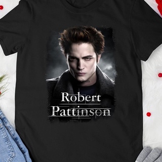 ขายดี!ขายดี เสื้อยืด พิมพ์ลาย Robert Pattinson สไตล์วินเทจ คลาสสิก สําหรับแม่ และลูก IIpipm84FHppnk39S-5XL