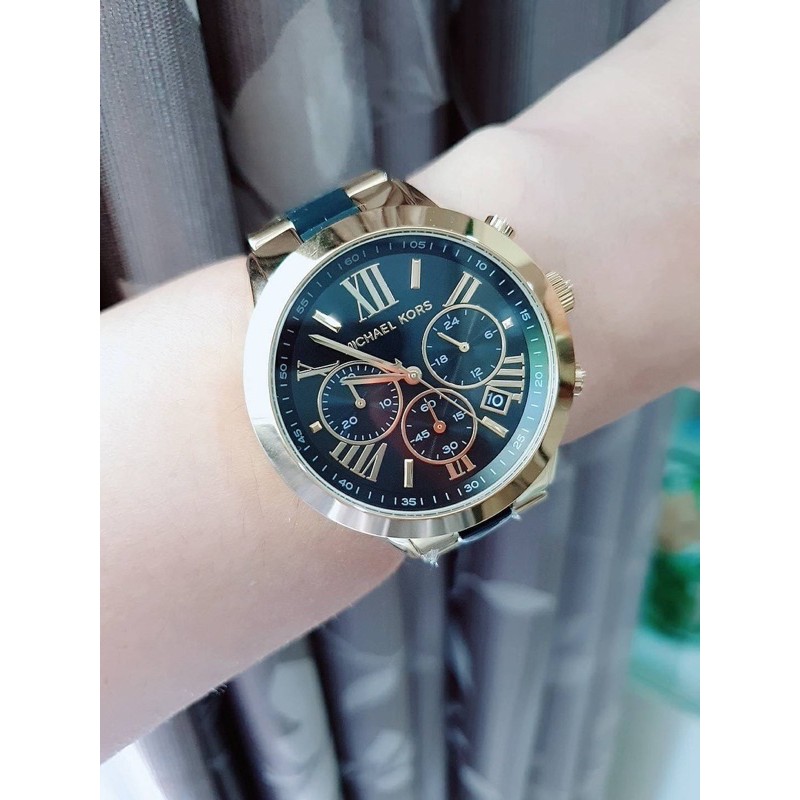 (ผ่อน0%) นาฬิกา สแตนเลส สีทอง Michael Kors Women's Bradshaw Chronograph Two-Tone Stainless Steel Watch หน้าปัด 40 mm