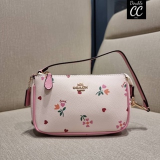 (แท้ 💯%‼ Factory ไม่ใช่งานออก Shop) CO ACH C7658 NOLITA 19 WITH HEART PETAL PRINT