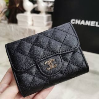 💕🎁🎁CHANEL SHORT WALLET🎈🎈🎈  
[GWP. V.P Gift With Purchase 
Best seller!! กระเป๋าสตางค์ใบสั้น วัสดุหนังลายชัดสวย