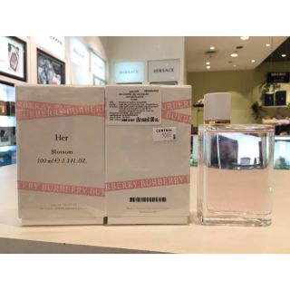 ♥️Burberry Her edt 100 ml.
กล่องซีล 3,290฿