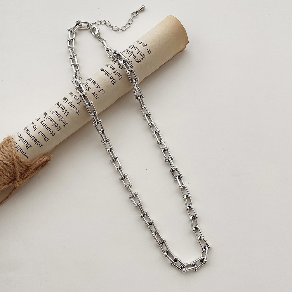 สร้อยคอโซ่เหล็ก จี้รูปตัว U เครื่องประดับ สําหรับผู้ชาย และผู้หญิง - รูปที่ 4