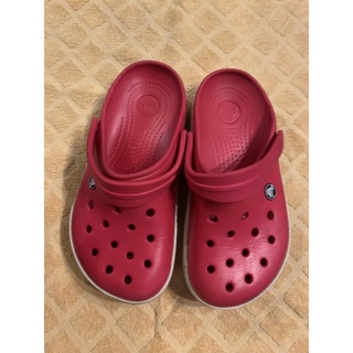 รองเท้าลำลองcrocs มือ2