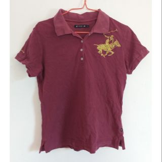 เสื้อ polo สีเลือดหมู