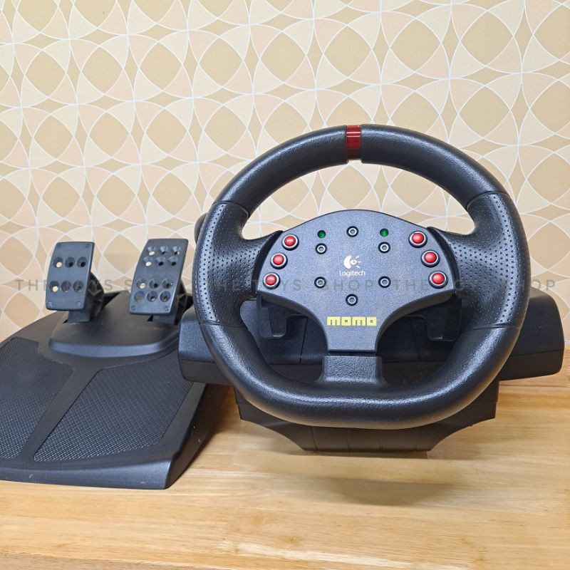 จอยพวงมาลัย Logitech MoMo Racing (มือสอง)