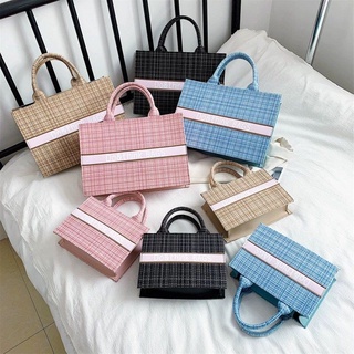 crossbody bag กระเป๋าสะพายข้างแฟชั่น