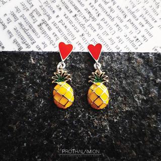 Luxury Cute Red Heart Yellow Pineapple Gold Earrings ต่างหู ตุ้มหู เกาหลี สีทอง หัวใจ แดง สับปะรด เหลือง น่ารัก ไม่แพ้