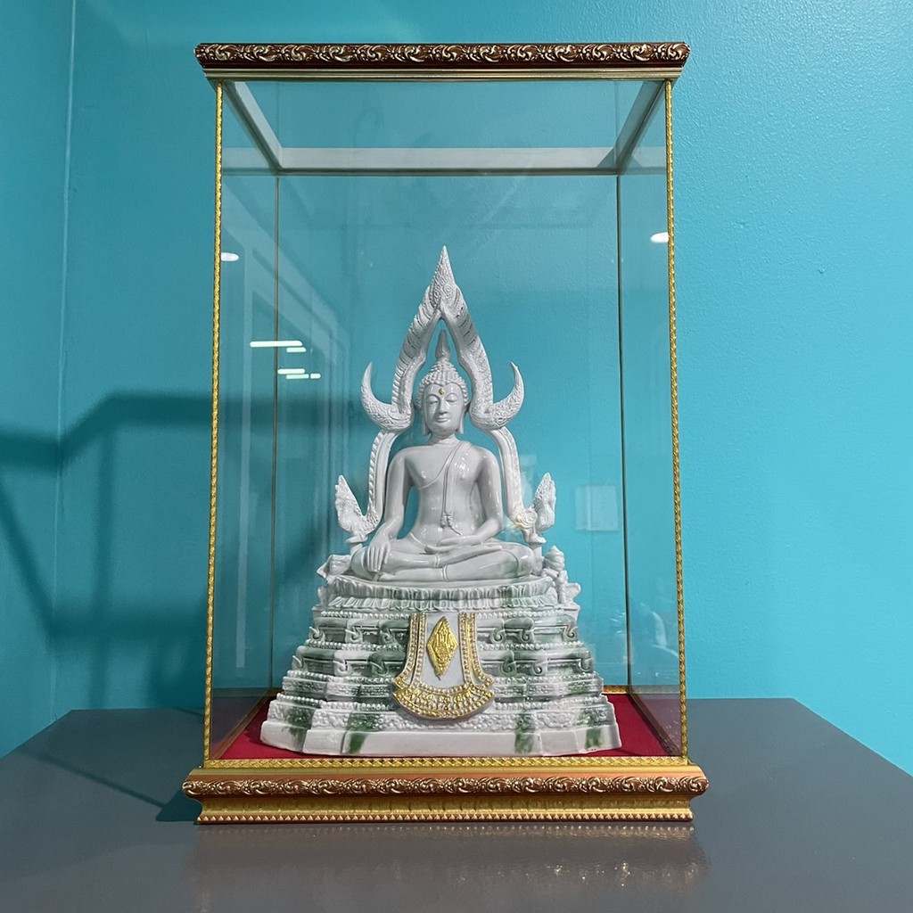 (เฉพาะตู้) ตู้กระจก ทรงสูง สำหรับตั้งพระพุทธ ขนาด กว้าง 10 นิ้ว ลึก 6 นิ้ว สูง 15 นิ้ว ฐานแดง ตัด ขอบทอง