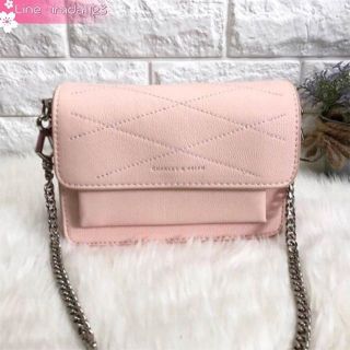 CHARLES &amp; KEITH FRONT FLAP CROSSBODY BAG ของแท้ ราคาถูก