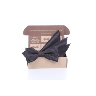 เซ็ทโบว์ไทดำผ้าSilk Satin+ ผ้าเช็ดหน้าสูท-Black Silk Satin Bowtie+ Pocket square set