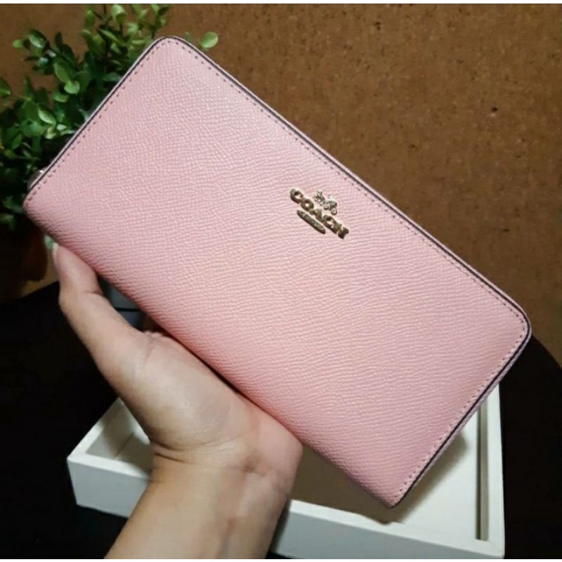 กระเป๋าสตางค์ Coach แท้💯 ใบยาว สีชมพู สวย หวาน ผู้หญิง ของขวัญ กระเป๋าเงิน