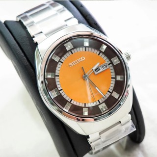 SEIKO Jumbo Retro Automatic Mens Watch สีเงิน/สีเทา/สีส้ม รุ่น SNKN75K1