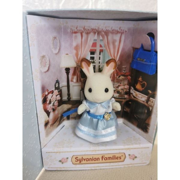 ***Sylvanian families***