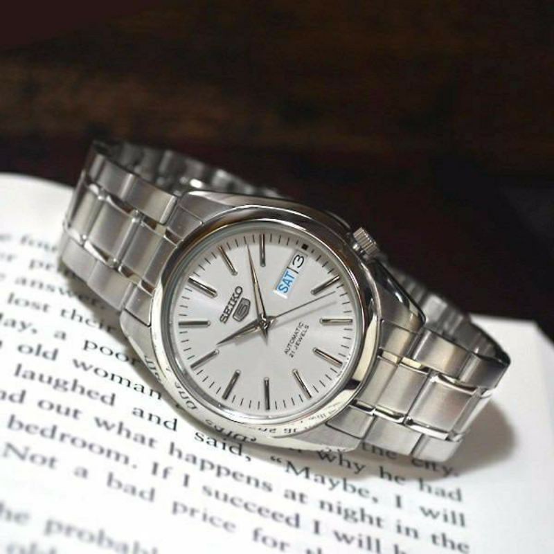 SEIKO 5 Automatic นาฬิกาข้อมือผู้ชาย สายสแตนเลส รุ่น SNKL41K1-ของใหม่ ของแท้ 100%