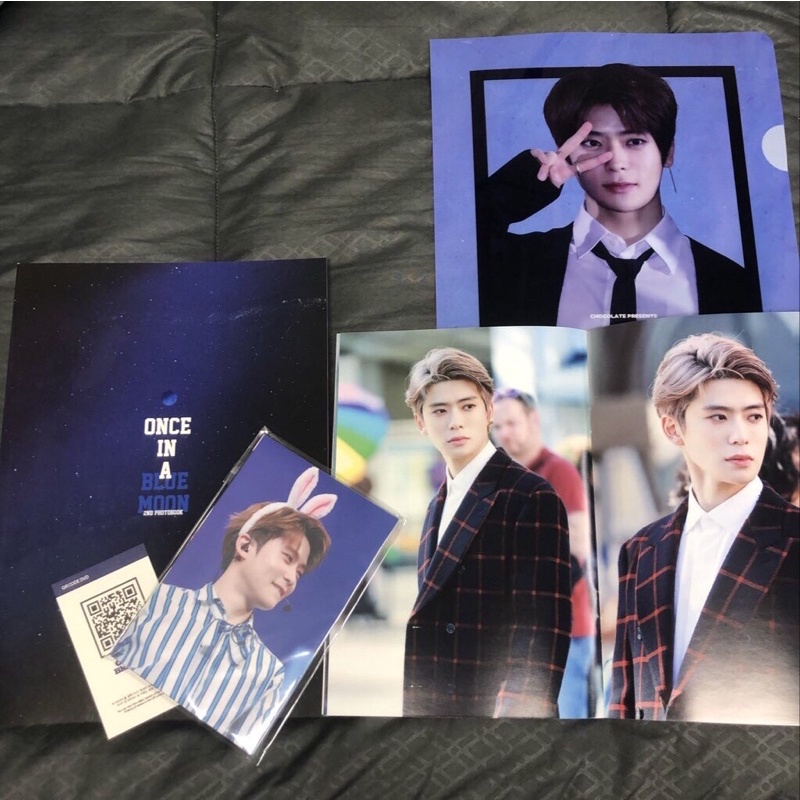 Jaehyun CHOCOLATE 2nd PHOTOBOOK  แจฮยอน โฟโต้บุ๊ค