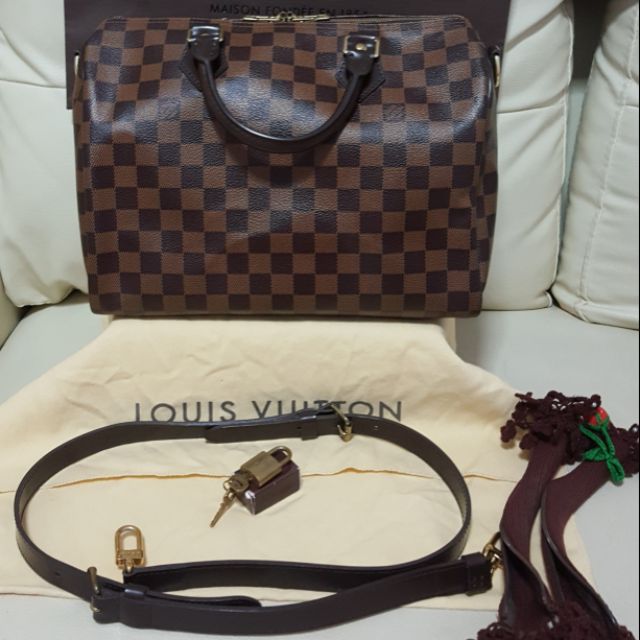 ขายแล้วค่ะ 🙇‍♀️LV Speedy Bandouliere  Damier 30 แท้💯%