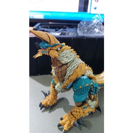 ZINOGRE REVOLTECH MONSTER HUNTER